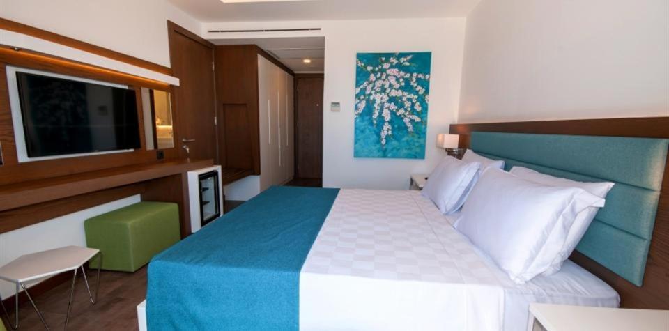 อโครเตอร์ โฮเทล แอนด์ สปา Hotel ดัตชา ภายนอก รูปภาพ